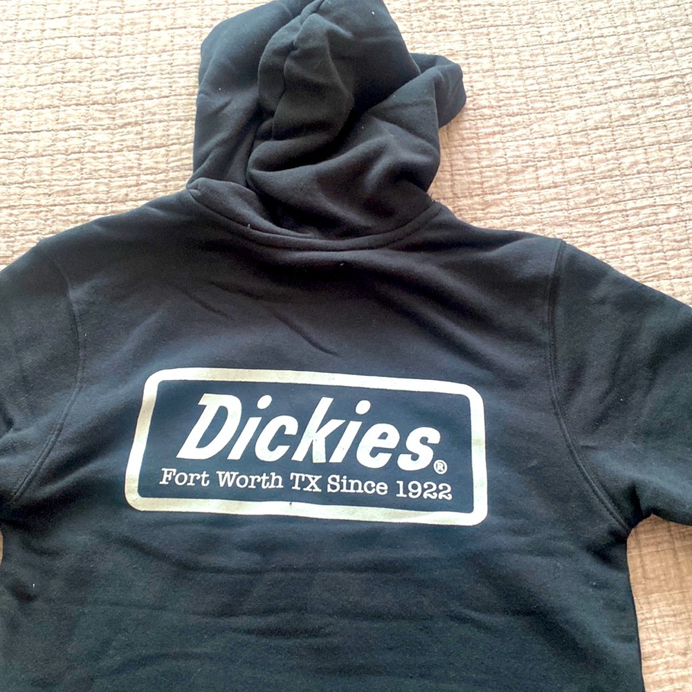 Boys L Dickies sweater